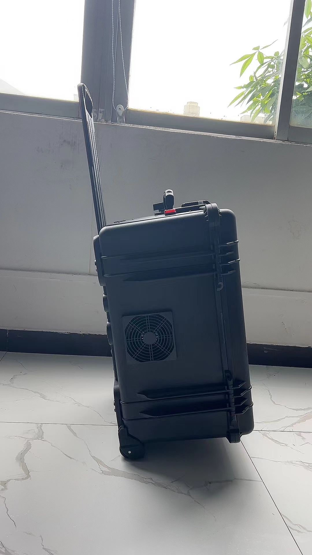 营根镇手拉箱型移动通信干扰器